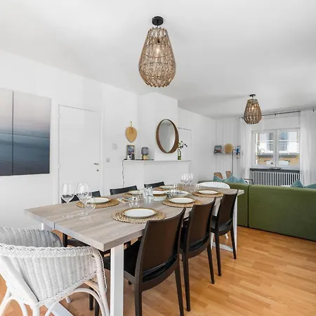 Villa Maria Aan Zee Met Prive Parking 8p *